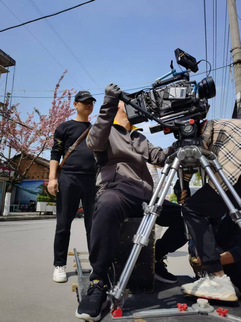 子长县广告片拍摄：快消品牌爆款之选，网感内容适配社媒传播！